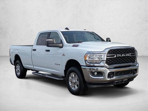 2024 RAM 2500 Big Horn Crew Cab 4x4 8' Box