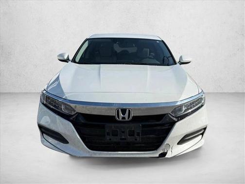 Platinum White Pearl 2018 Honda Accord LX