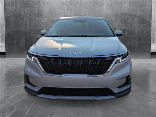 2023 Kia Carnival LX