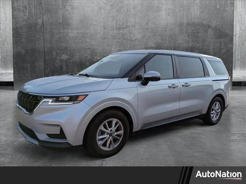2023 Kia Carnival LX