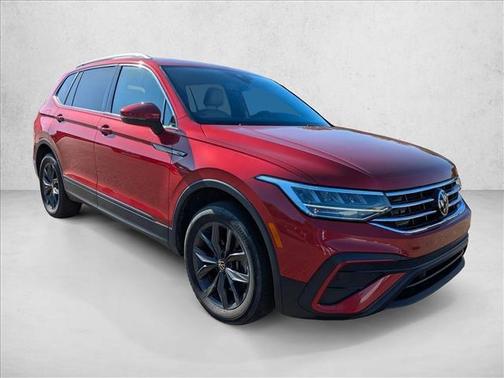 Kings Red Metallic 2022 Volkswagen Tiguan 2.0T SE 4MOTION