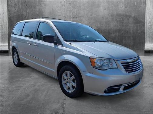 2012 Chrysler Town & Country Touring