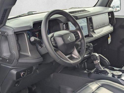 Oxford White 2026 Ford Bronco Badlands