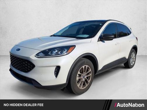 Star White Metallic Tri-Coat 2022 Ford Escape SE