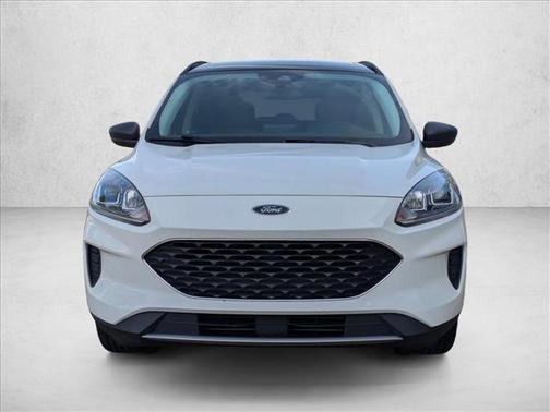Star White Metallic Tri-Coat 2022 Ford Escape SE
