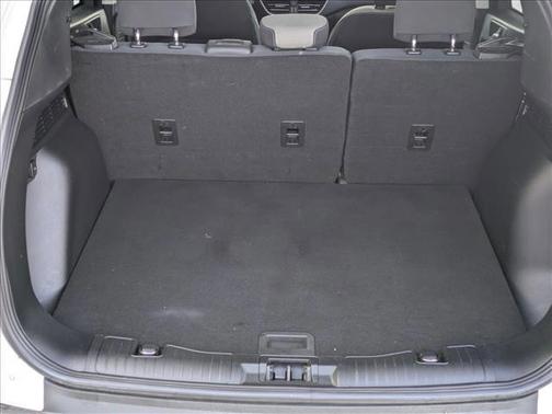 Star White Metallic Tri-Coat 2022 Ford Escape SE