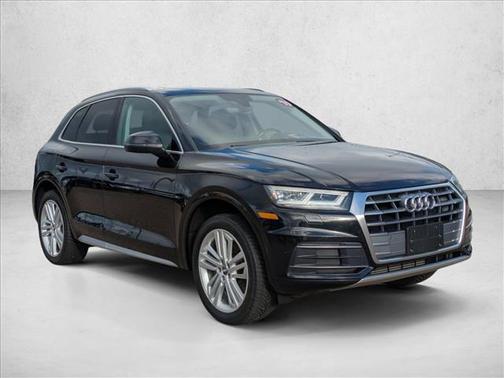 Mythos Black Metallic 2019 Audi Q5 2.0T Premium Plus