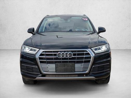 Mythos Black Metallic 2019 Audi Q5 2.0T Premium Plus