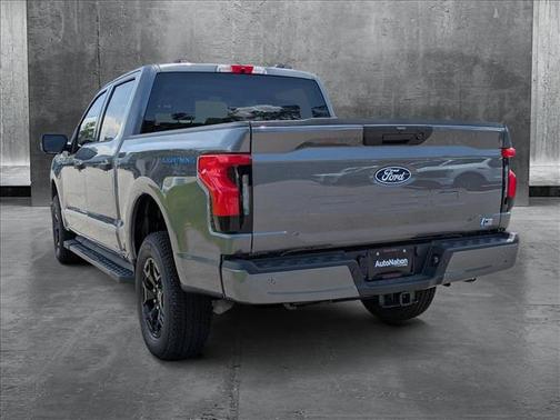 2025 Ford F-150 Lightning XLT