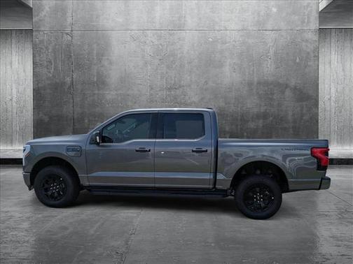 2025 Ford F-150 Lightning XLT