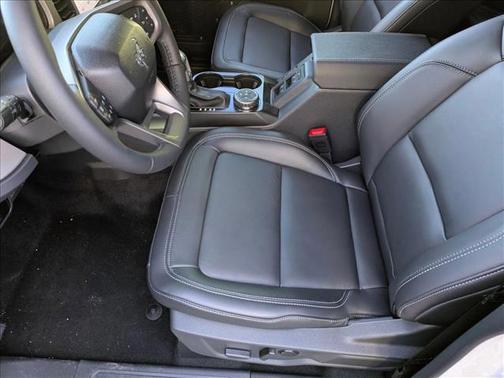 Avalanche Gray 2026 Ford Bronco Outer Banks