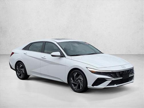 2025 Hyundai ELANTRA SEL