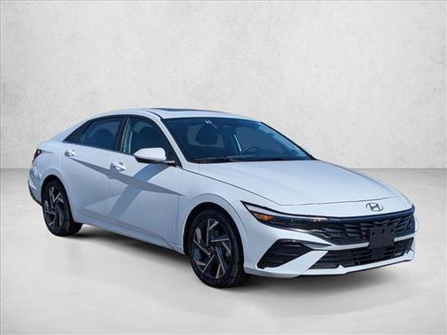 2025 Hyundai ELANTRA SEL