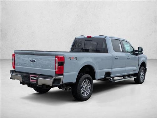 Glacier Gray Metallic Tri-Coat 2026 Ford F-250 Lariat