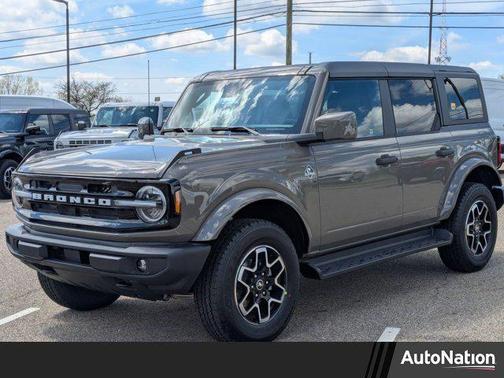 Marsh Gray 2026 Ford Bronco Outer Banks