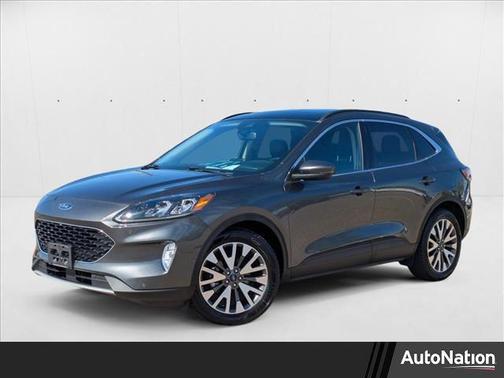 2020 Ford Escape Titanium