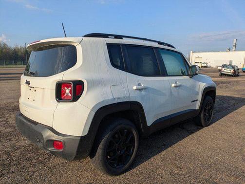 Alpine White Clearcoat 2020 Jeep Renegade Altitude