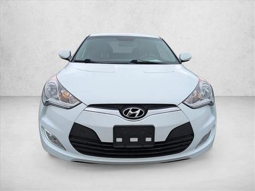 Century White 2017 Hyundai Veloster Base