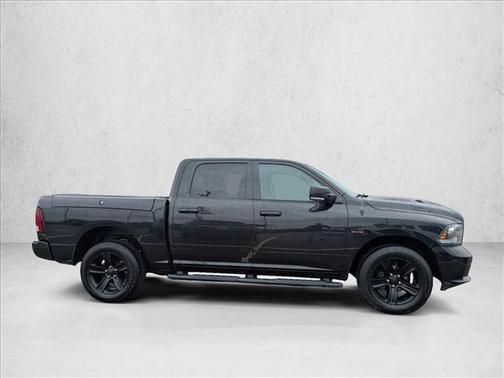 Brilliant Black Crystal Pearlcoat 2018 RAM 1500 Night Crew Cab 4x4 5'7' Box