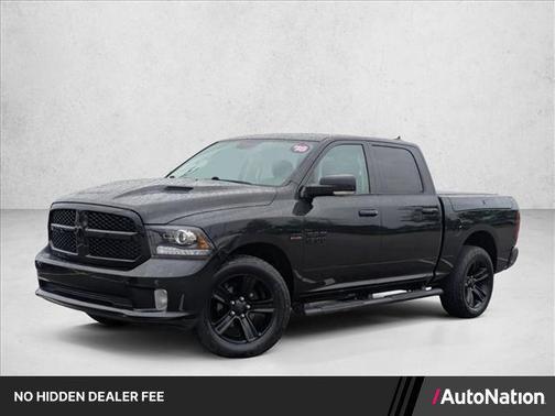 Brilliant Black Crystal Pearlcoat 2018 RAM 1500 Night Crew Cab 4x4 5'7' Box