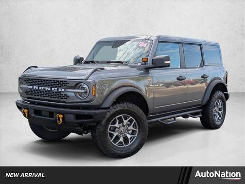 Carbonized Gray Metallic 2024 Ford Bronco Badlands