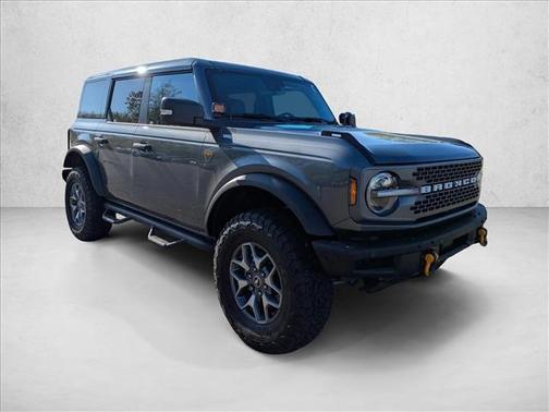 Carbonized Gray Metallic 2024 Ford Bronco Badlands