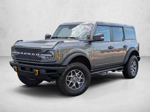 Carbonized Gray Metallic 2024 Ford Bronco Badlands