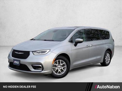 Silver Mist Clearcoat 2023 Chrysler Pacifica Touring L