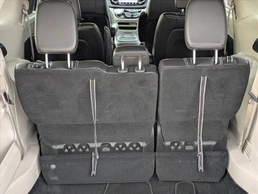 Silver Mist Clearcoat 2023 Chrysler Pacifica Touring L