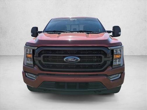 Hot Pepper Red Metallic Tinted Clearcoat 2023 Ford F-150 XLT