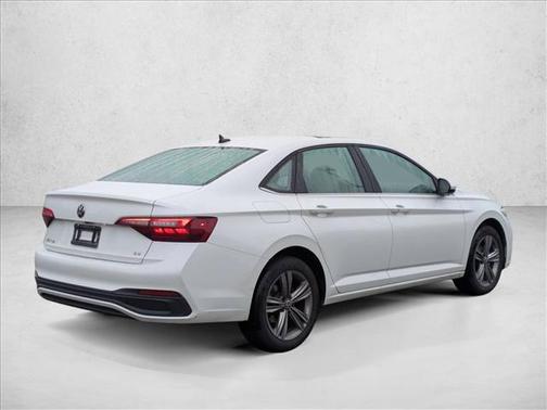 Opal White Pearl 2024 Volkswagen Jetta 1.5T SE