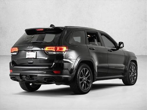 Diamond Black Crystal Pearlcoat 2018 Jeep Grand Cherokee High Altitude