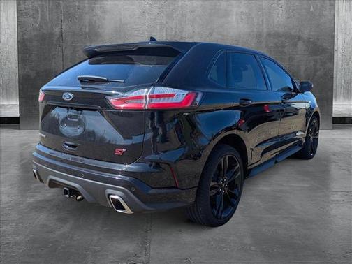 2019 Ford Edge ST