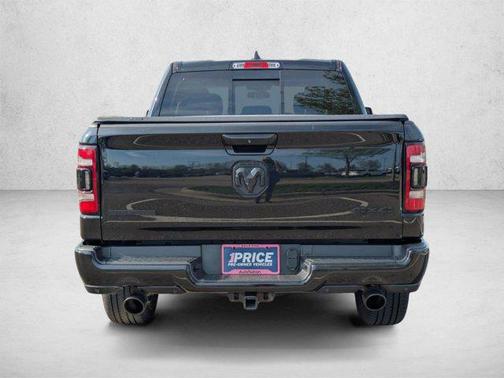 Diamond Black Crystal Pearlcoat 2019 RAM 1500 Big Horn