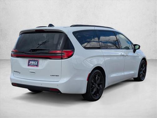 2025 Chrysler Pacifica Limited