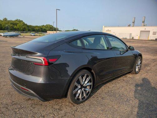 2024 Tesla Model 3 Long Range