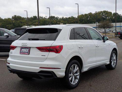 2023 Audi Q3 Premium 45 TFSI S line quattro Tiptronic