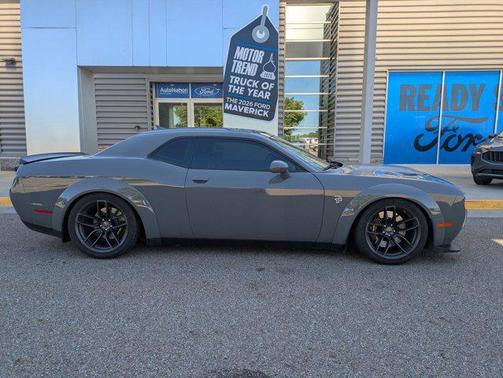 Destroyer Gray Clearcoat 2018 Dodge Challenger SRT Hellcat