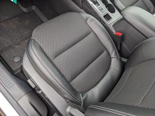 2024 Ford Escape PHEV Base