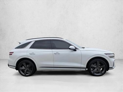 Uyuni White 2022 Genesis GV70 2.5T AWD