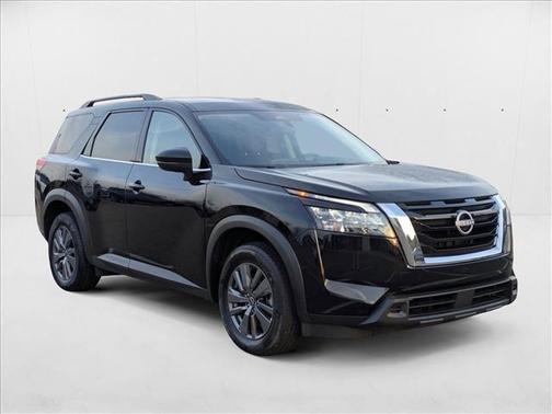 2024 Nissan Pathfinder SV 4WD