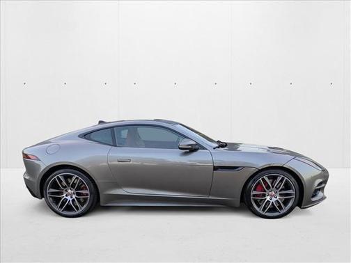 2018 Jaguar F-TYPE R