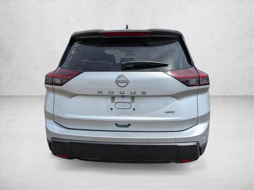 Brilliant Silver Metallic 2024 Nissan Rogue S
