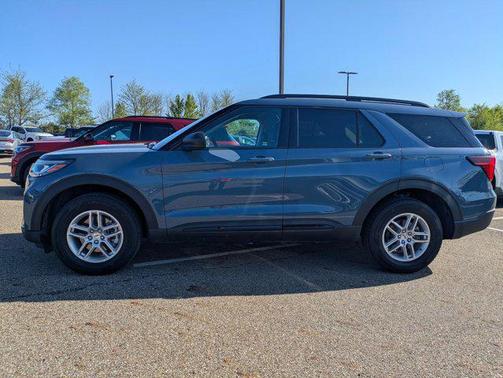 Vapor Blue Metallic 2026 Ford Explorer Active