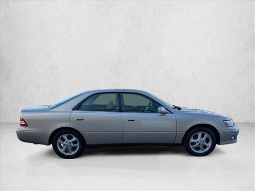 2001 Lexus ES 300 Base