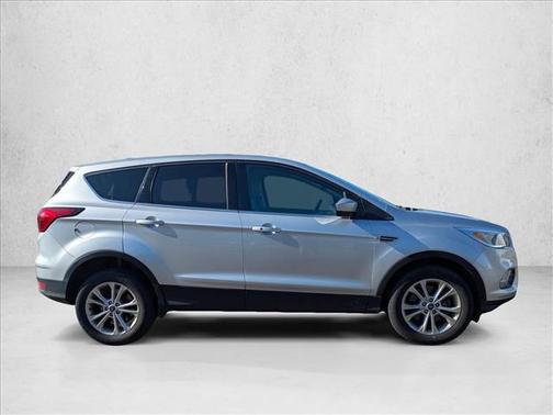 Ingot Silver Metallic 2019 Ford Escape SE