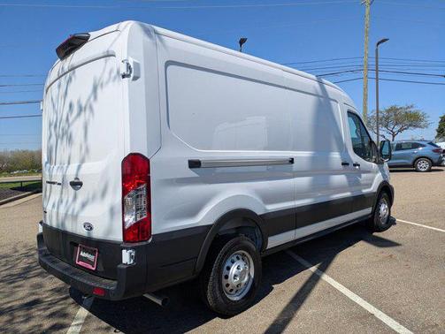 Oxford White 2026 Ford Transit-250 Base