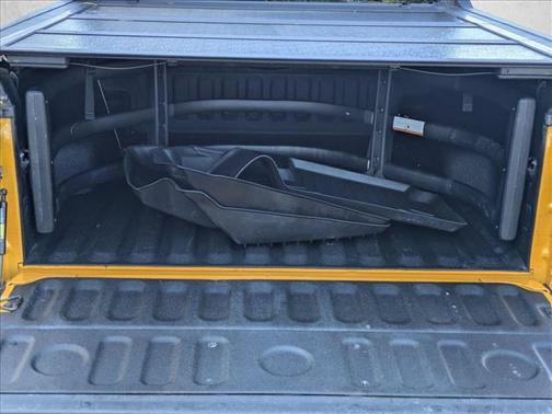 Cyber Orange Tricoat Metallic 2022 Ford Maverick Lariat