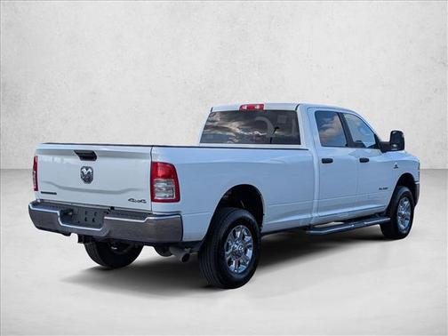 Bright White Clearcoat 2024 RAM 3500 Big Horn Crew Cab 4x4 8' Box