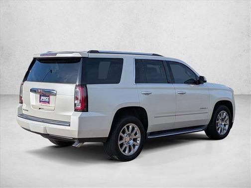 White Diamond Tricoat 2015 GMC Yukon Denali